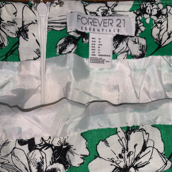 Forever 21 floral pencil skirt - Picture 4 of 9